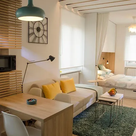 Apartment Cubo Maksimir 1 Zagreb Exterior photo