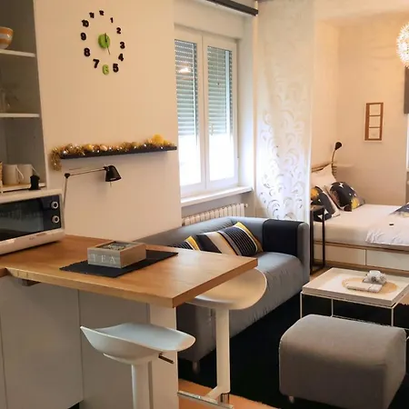 Apartment Cubo Maksimir 1 Zagreb Exterior photo